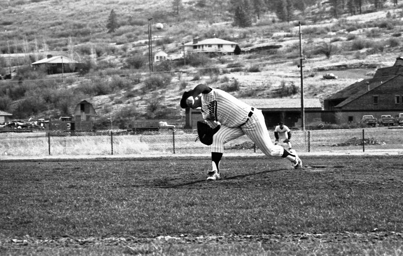 1974 Baseball Action 15
