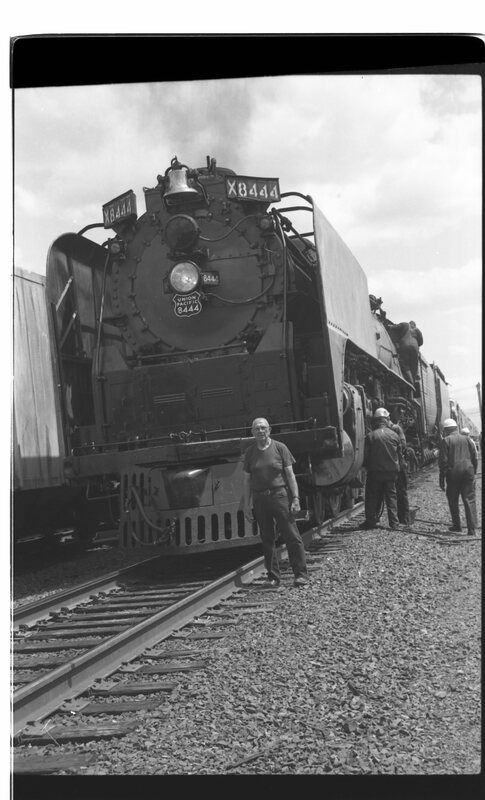 1989 La Grande, Trains 07