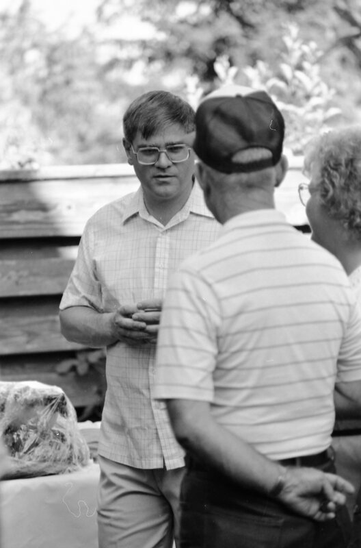 1987 Elderhostel Program, BBQ 39