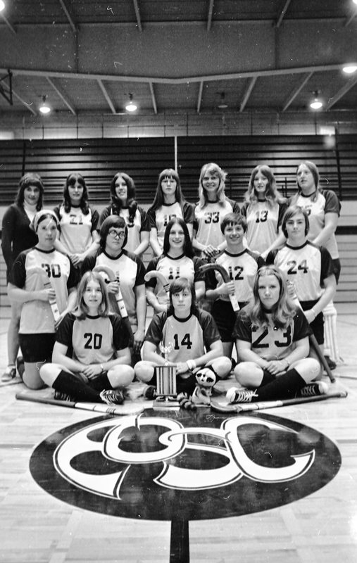 1974 Women's Field Hockey Team 01