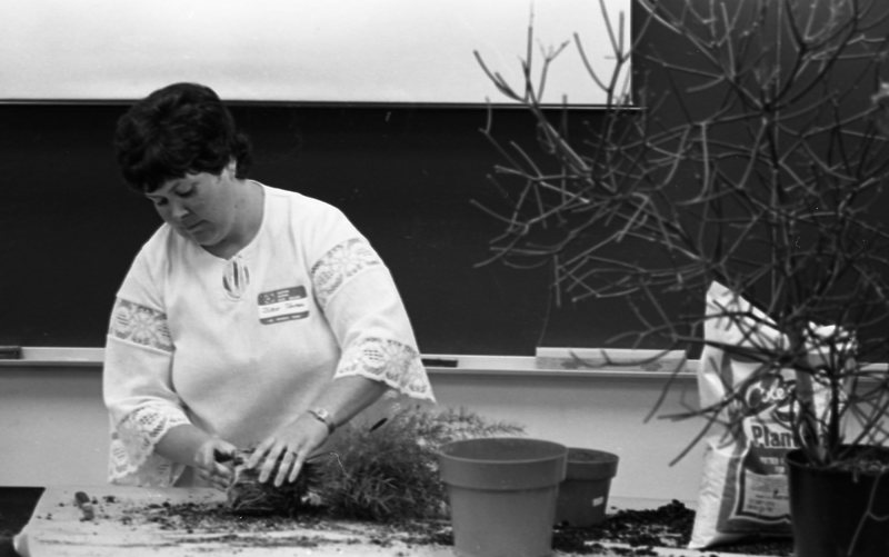 1978 Grande Ronde Mini College, Plants 01