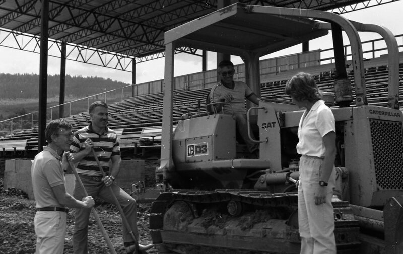 1984 Stadium Construction 18