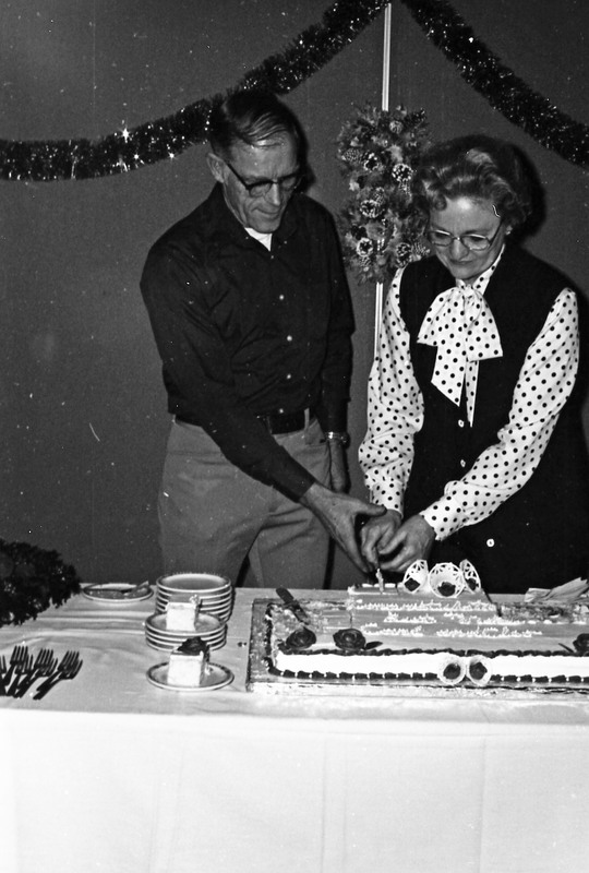 1977 Employees, Reception for Cleo Sorenson 04