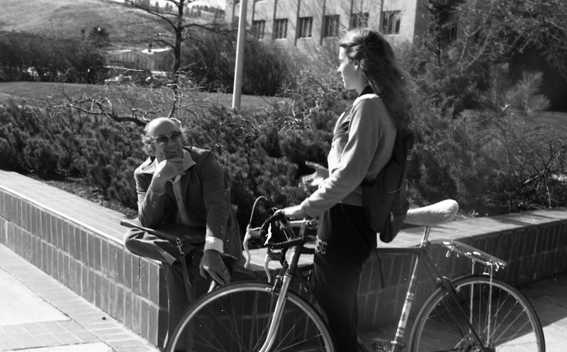 1981 Student, Consults Professor 03