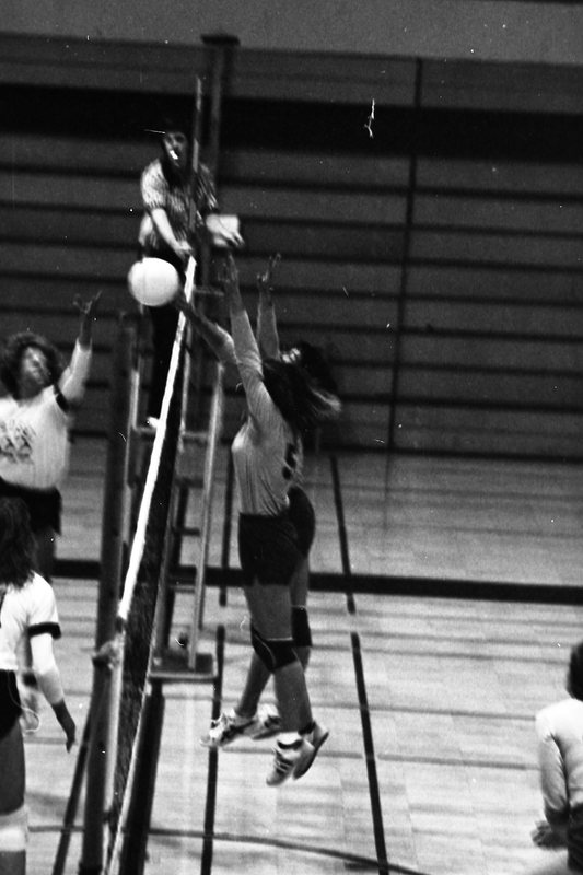 1981 Volleyball Action 38