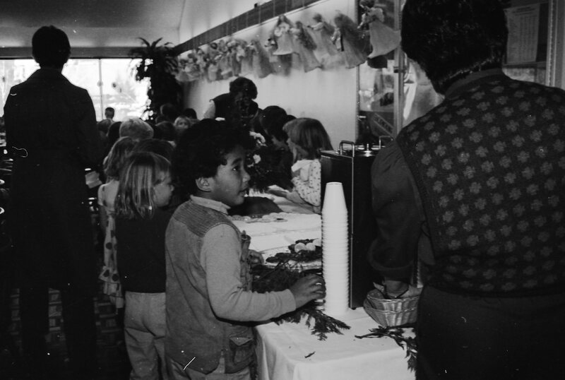 1987 Ackerman Elementary School, Christmas 02