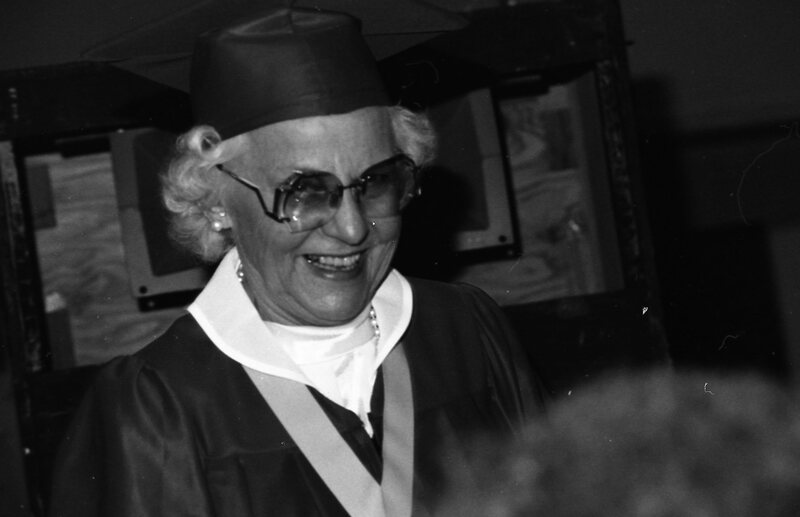 1986 Graduation 40