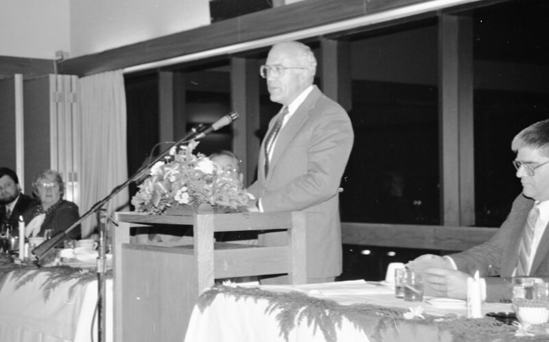 1986 Alumni Dinner, Awards 04