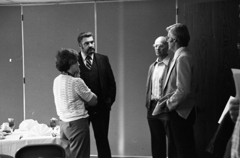 1985 Faculty, October Meeting 09