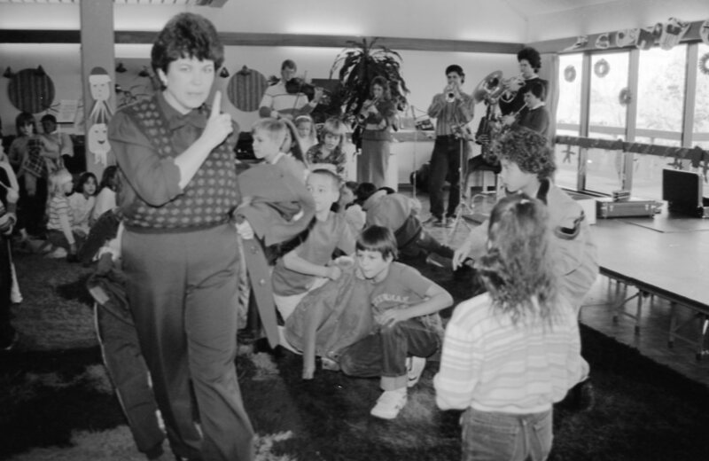 1987 Ackerman Elementary School, Christmas 20