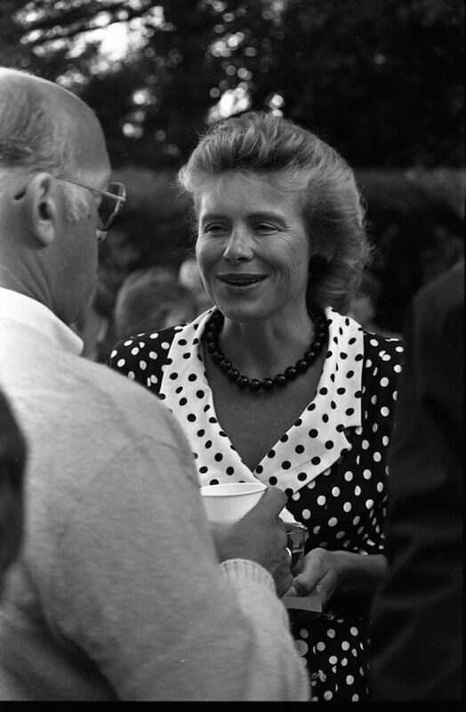 1989 Students & Employees, Reception at President's House 05