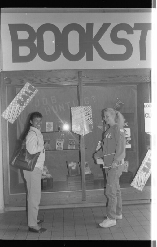 1989 Hoke Hall, Bookstore Entrance 04
