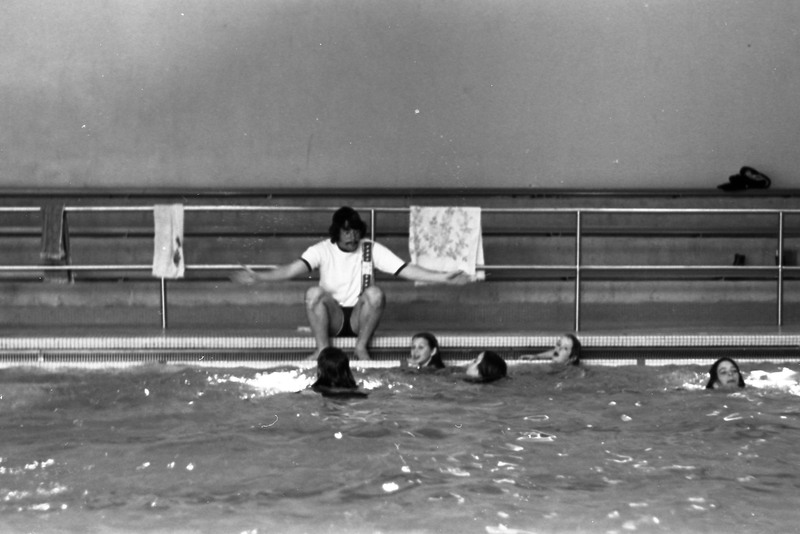 1976 Swimming Lessons 04