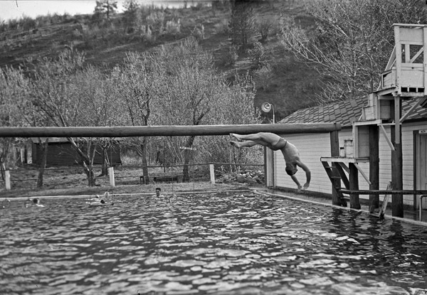 Cove Pool, Diver 2