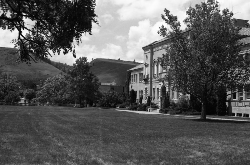 1981 Inlow Hall 05