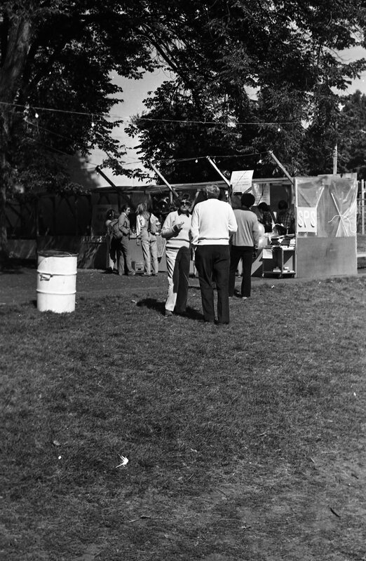 1982 October Folk Festival, Booths 07