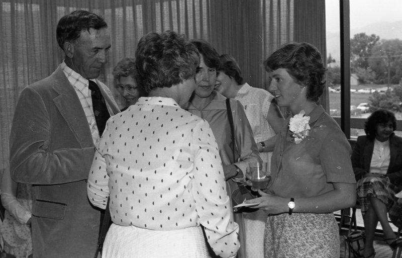 1982 Graduation, Refreshments 03