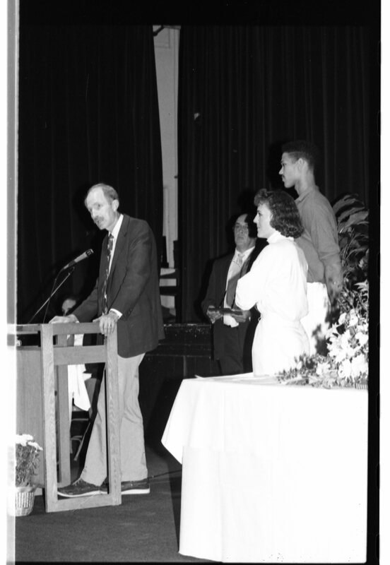 1989 Awards Ceremony 04
