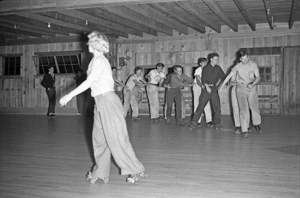 EOCE, Skating Rink 1