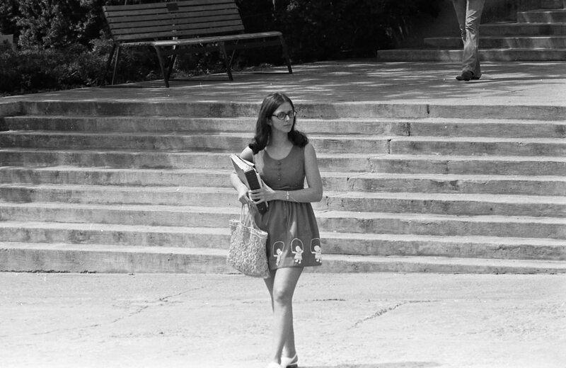 1974 Students, Walking 04
