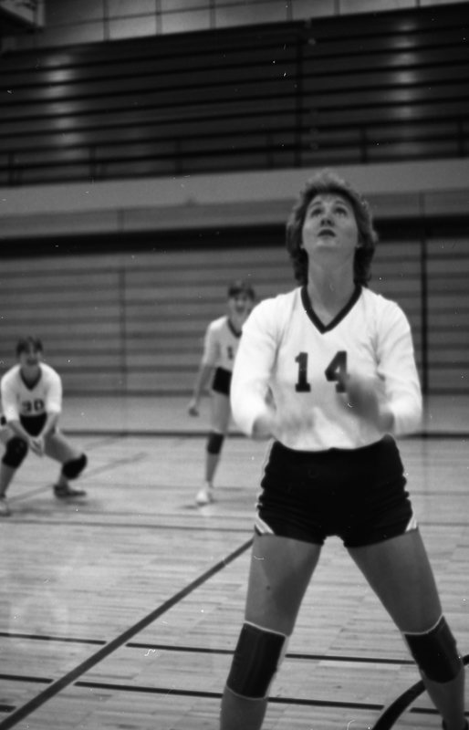 1980 Women's Volleyball Action 26