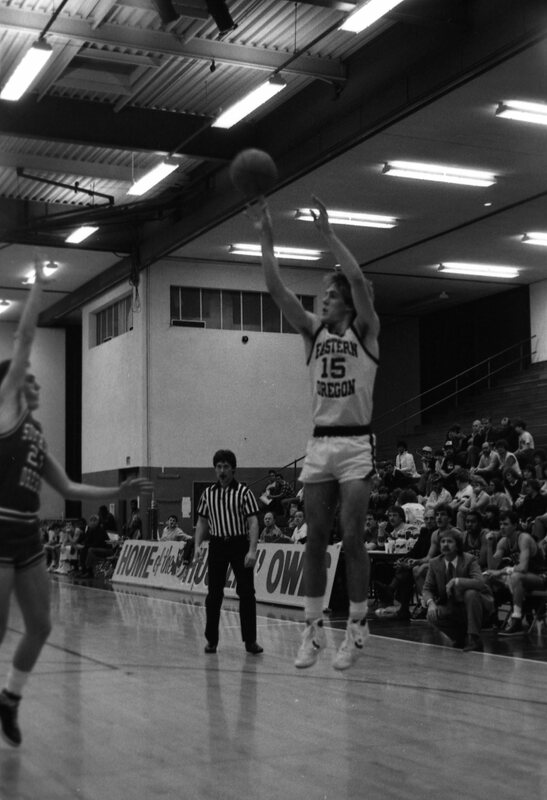 1986 Basketball Action, EOSC vs. SOSC 06