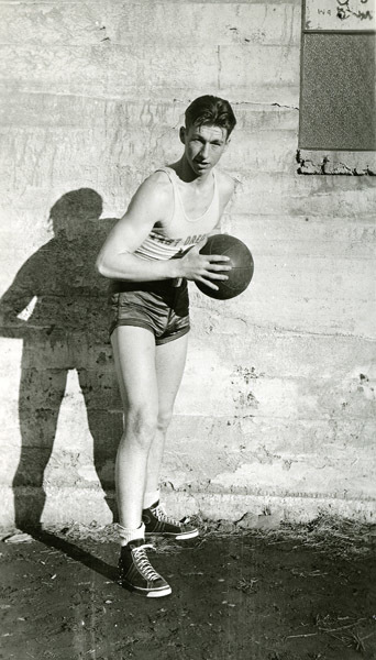 1935 Basketball Player 6