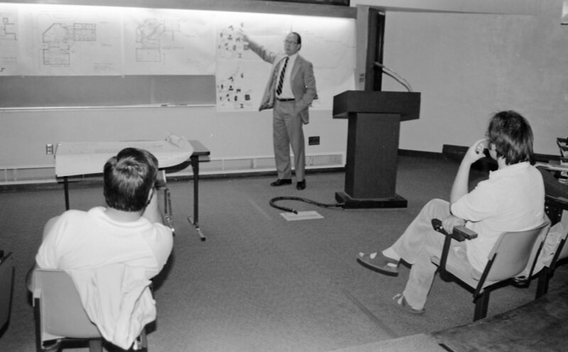 1987 Loso Hall, Planning 04