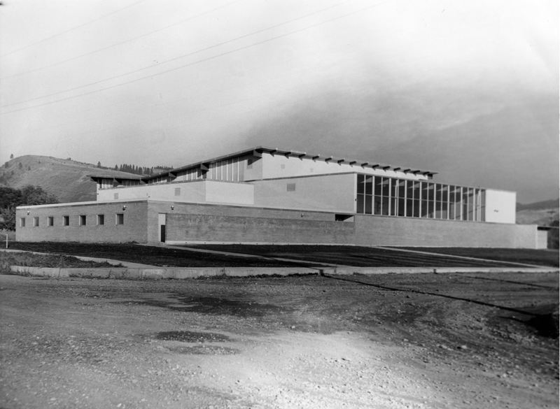 1958 Quinn Coliseum, New 3