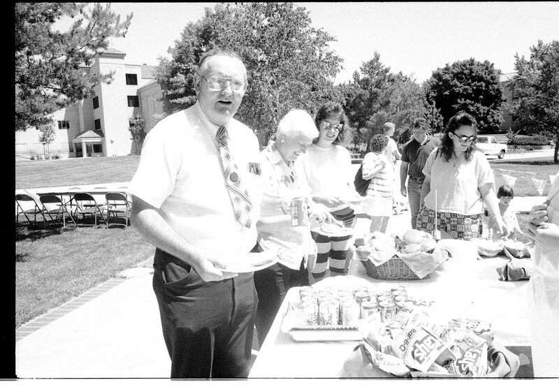1991 New Sidewalk Dedication, BBQ 06