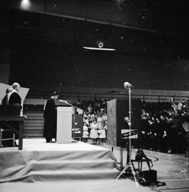 1970 Graduation 13