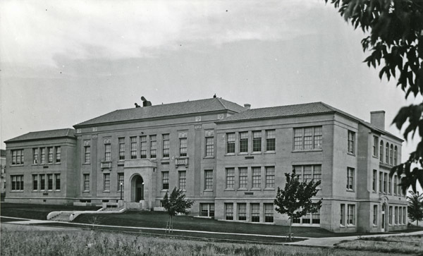1938 Ackerman School 1