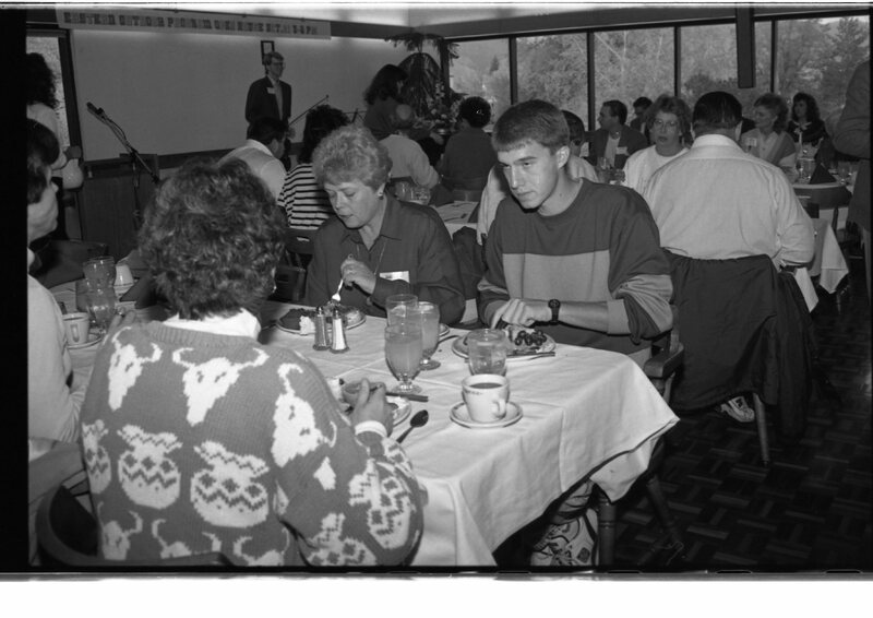 1989 Open House, Breakfast 06