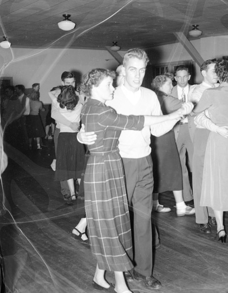 1949-50 Dance, Fall Mixer 5