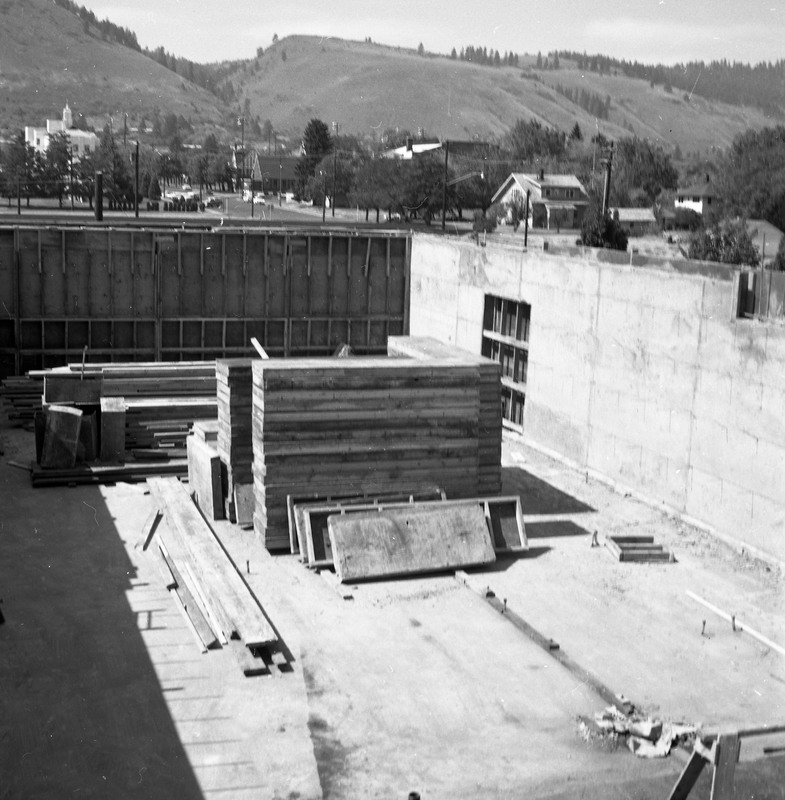 1971 Walter M. Pierce Library Remodel, Exterior 01
