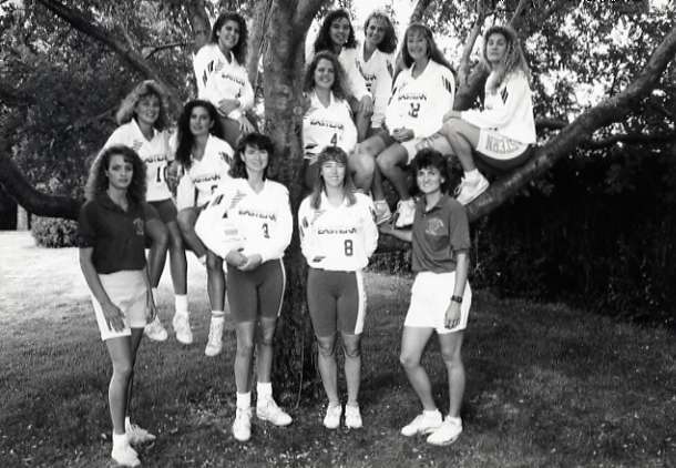 1991 Volleyball Team 01