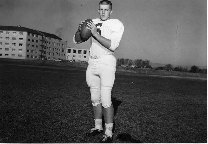 1965 Football Player 1