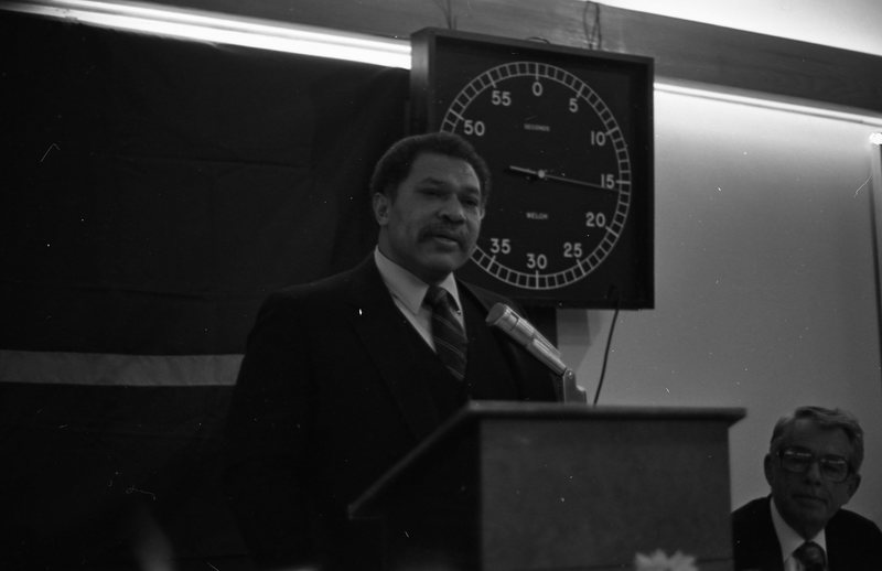 1982 Distinguished Alumni, Bob Terry 03