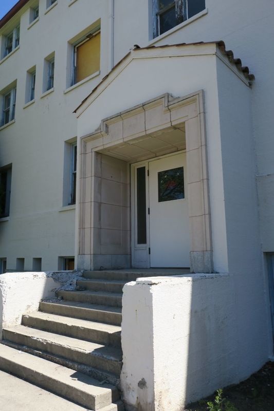Dorian and Hunt Hall 27