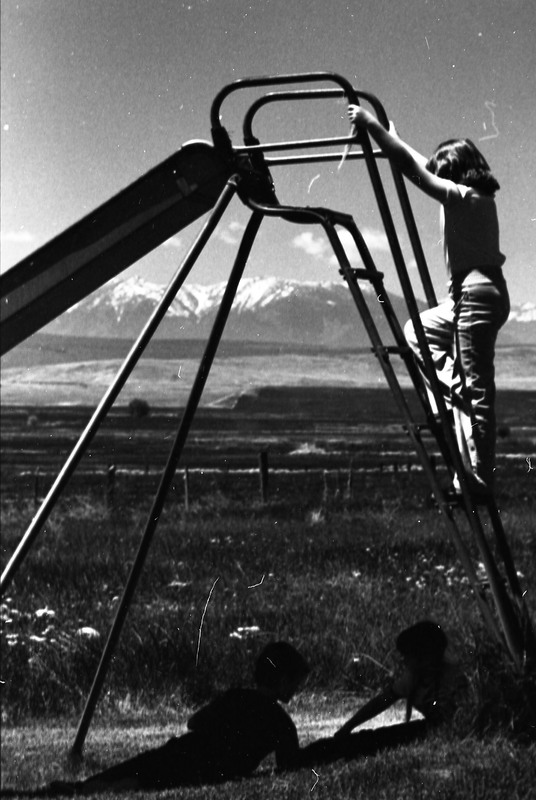 1979 Keating School, Children Playing Outdoors 02