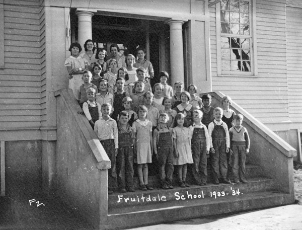 La Grande Students, Fruitdale 3