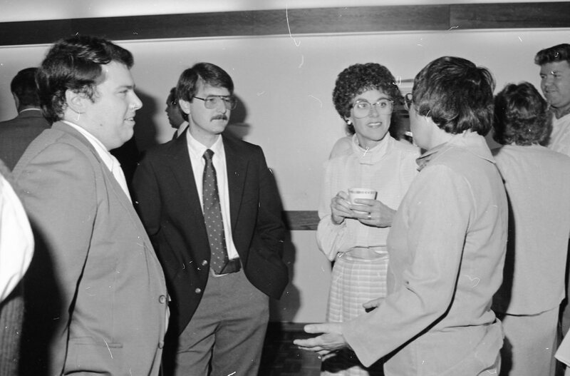 1986 Employees, Reception 02