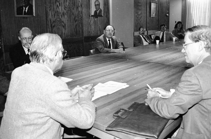 1987 Meeting, Signing 10