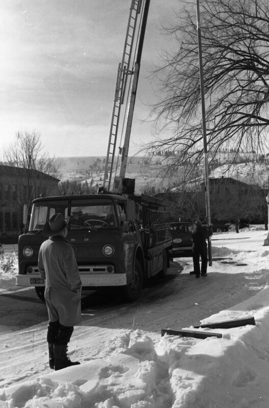1985 Flag Pole Installed 09