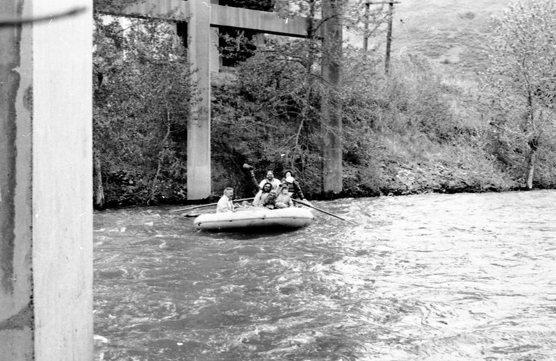 1983-84 Raft Race 02