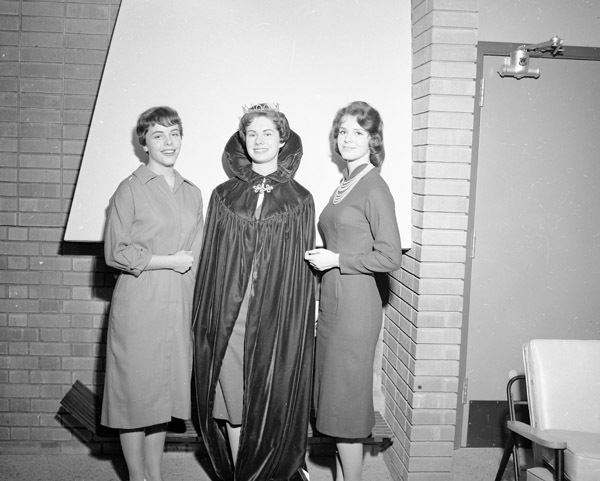 1959 Homecoming Queen 2