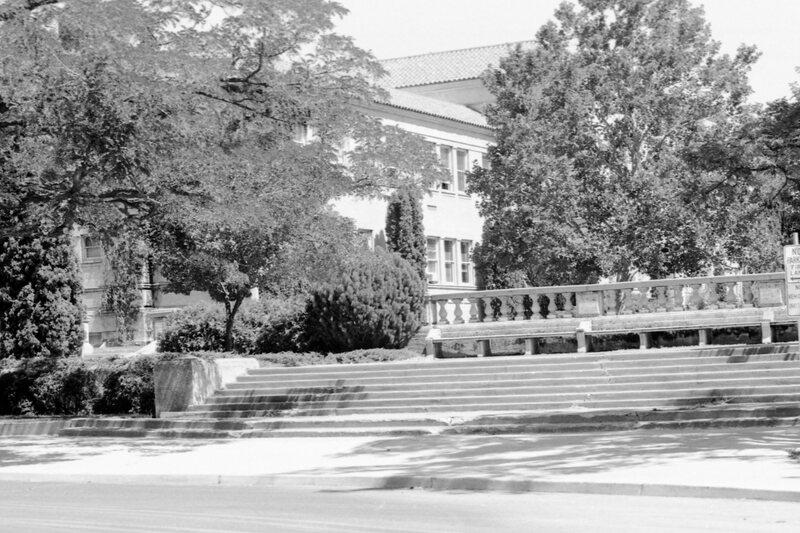 1986 Inlow Hall, Side 02