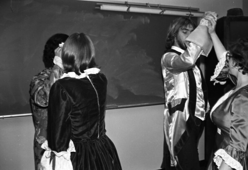 1977 Languages, French Club 29