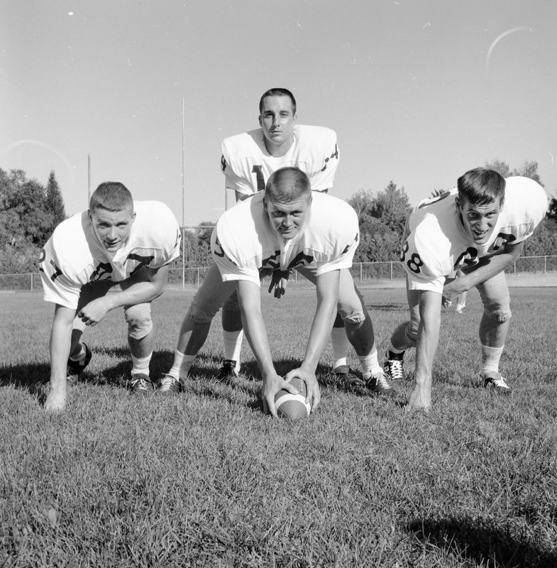 1968 Football Players 07