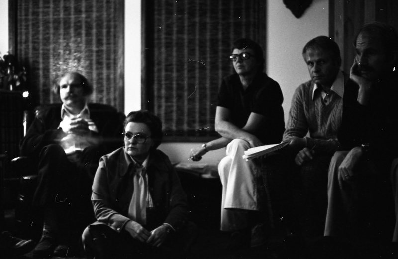 1980 Employees, Manual Meeting 01